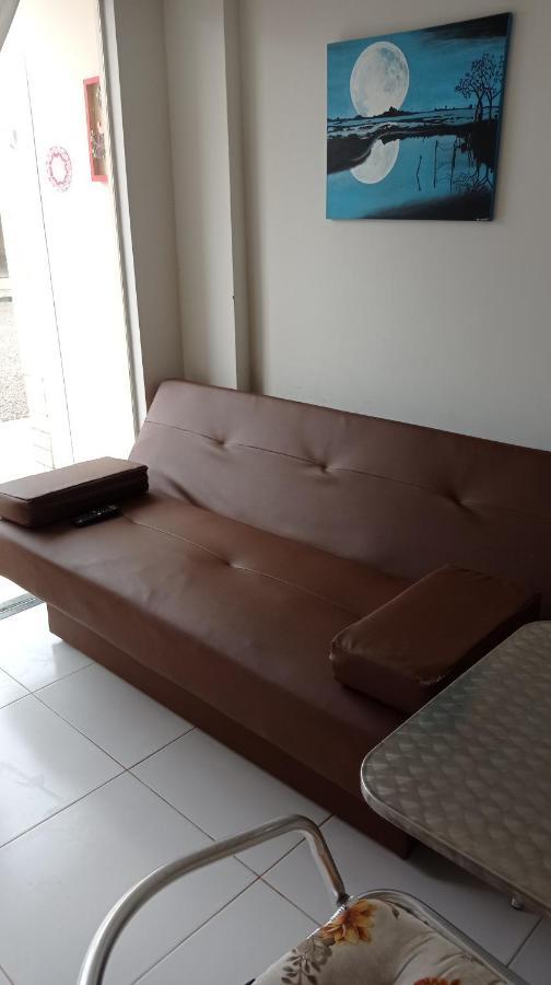 Apartamento Aconchegante 2 Quartos Com Suite Na Praia De Гуаибим Экстерьер фото